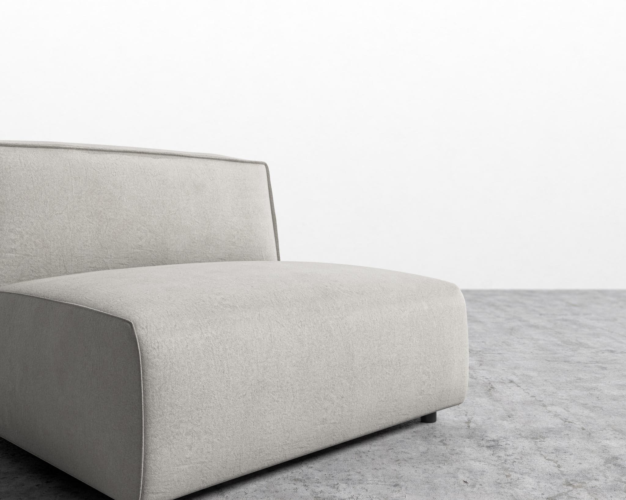 Arya Armless view 45