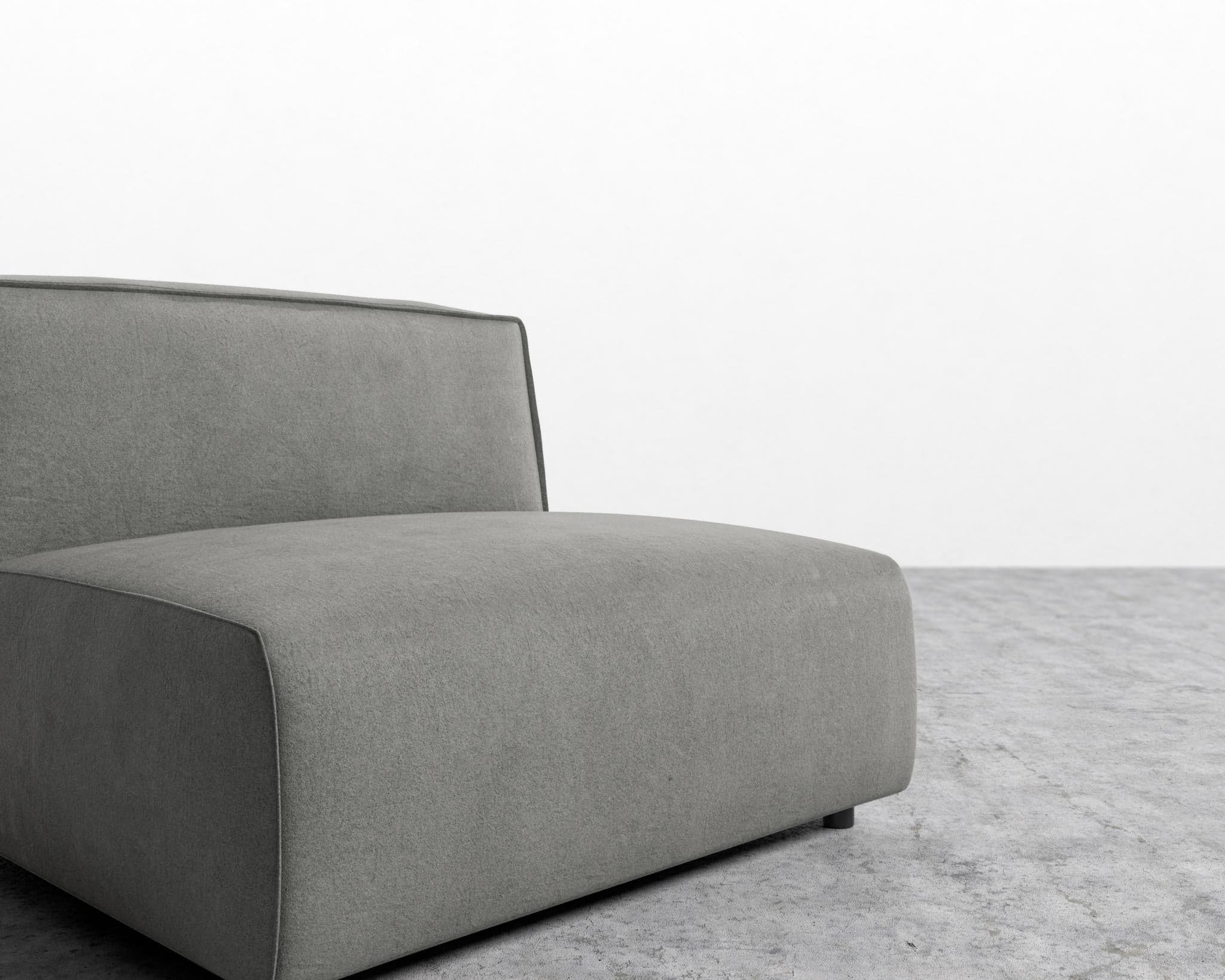 Arya Armless view 61