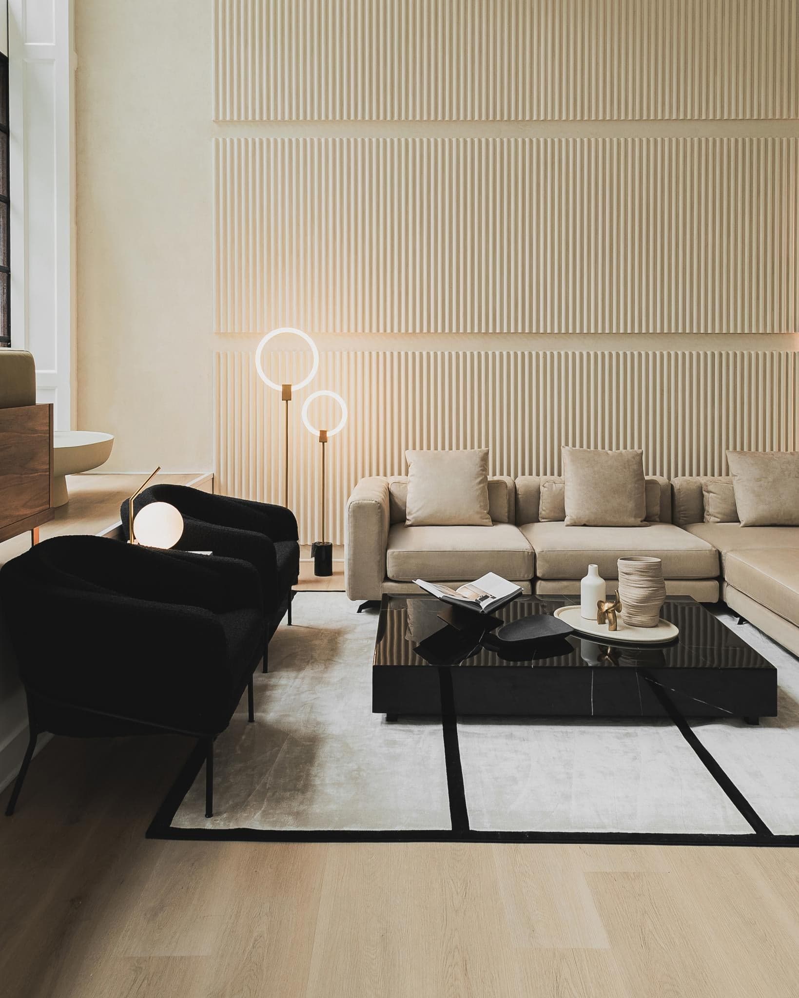 Aura Floor Lamp view 3