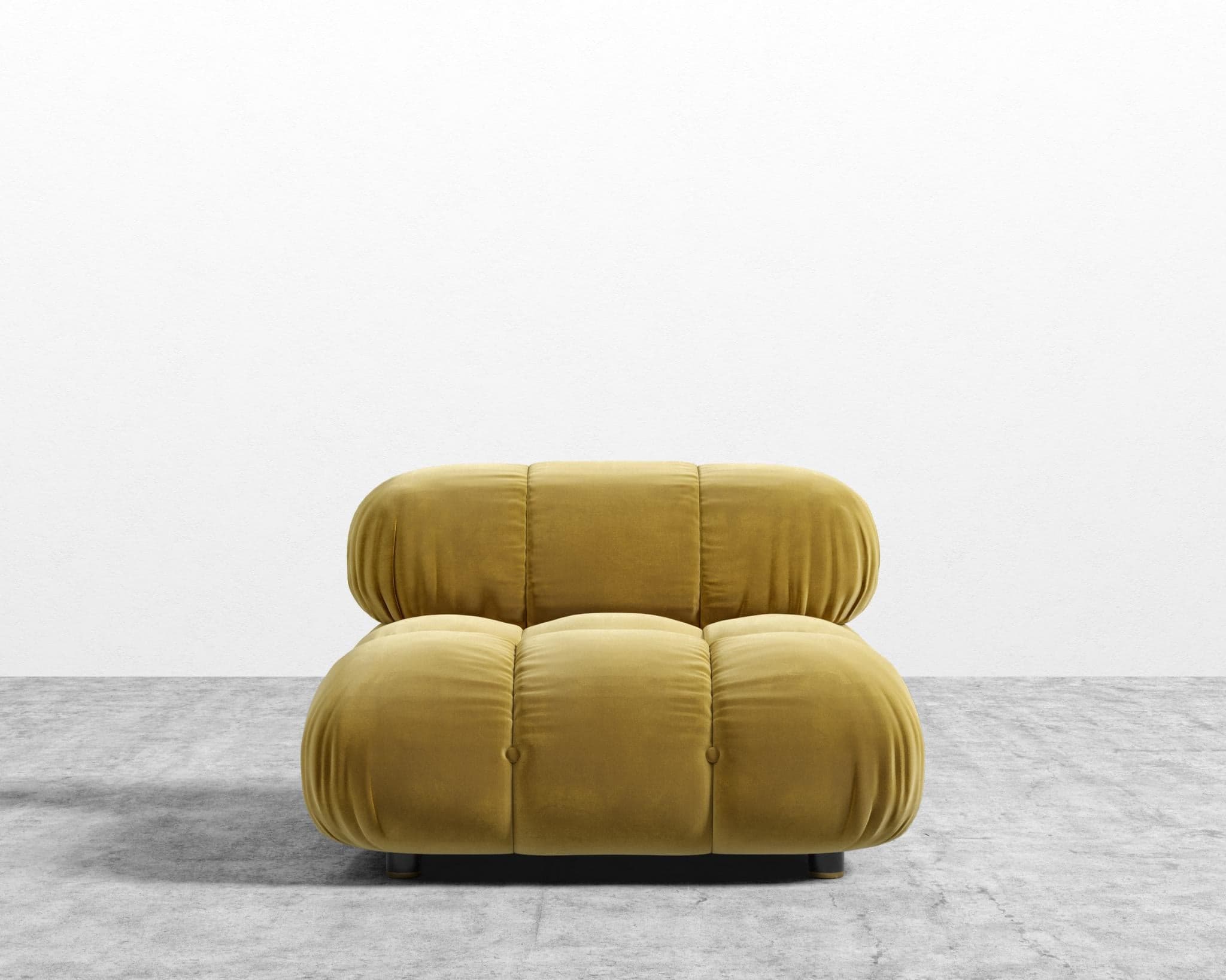 Belia Armless view 41