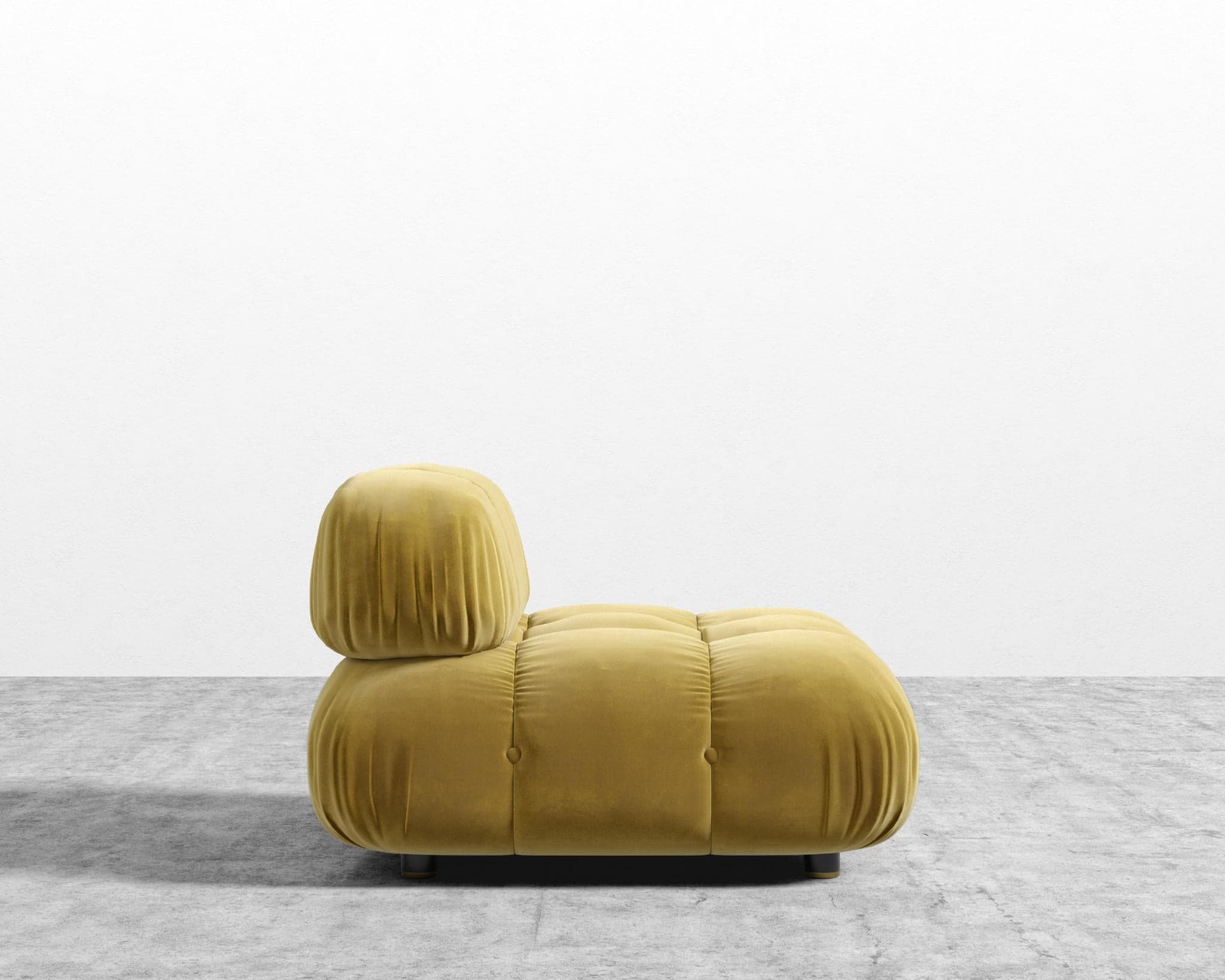 Belia Armless view 43