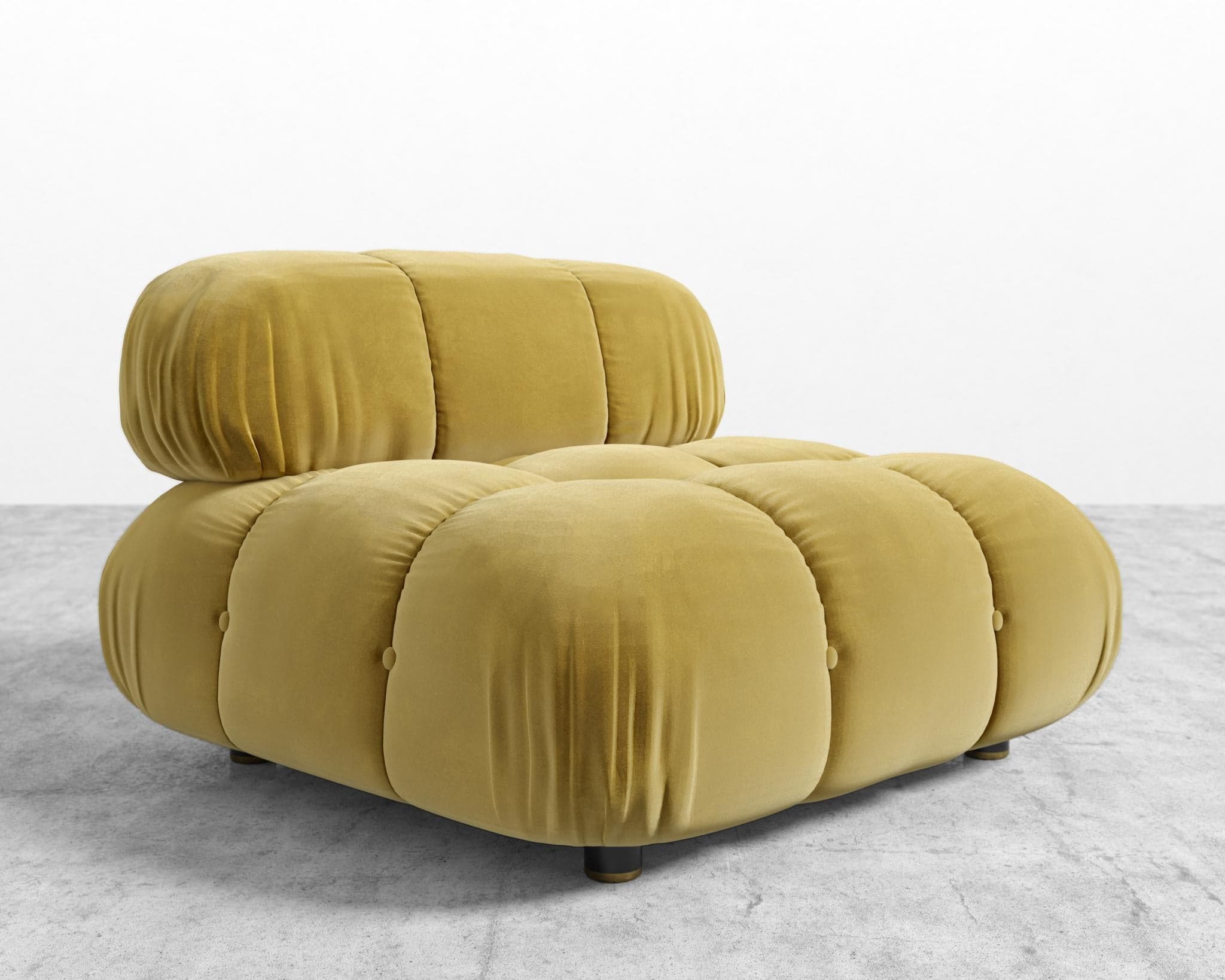 Belia Armless view 44