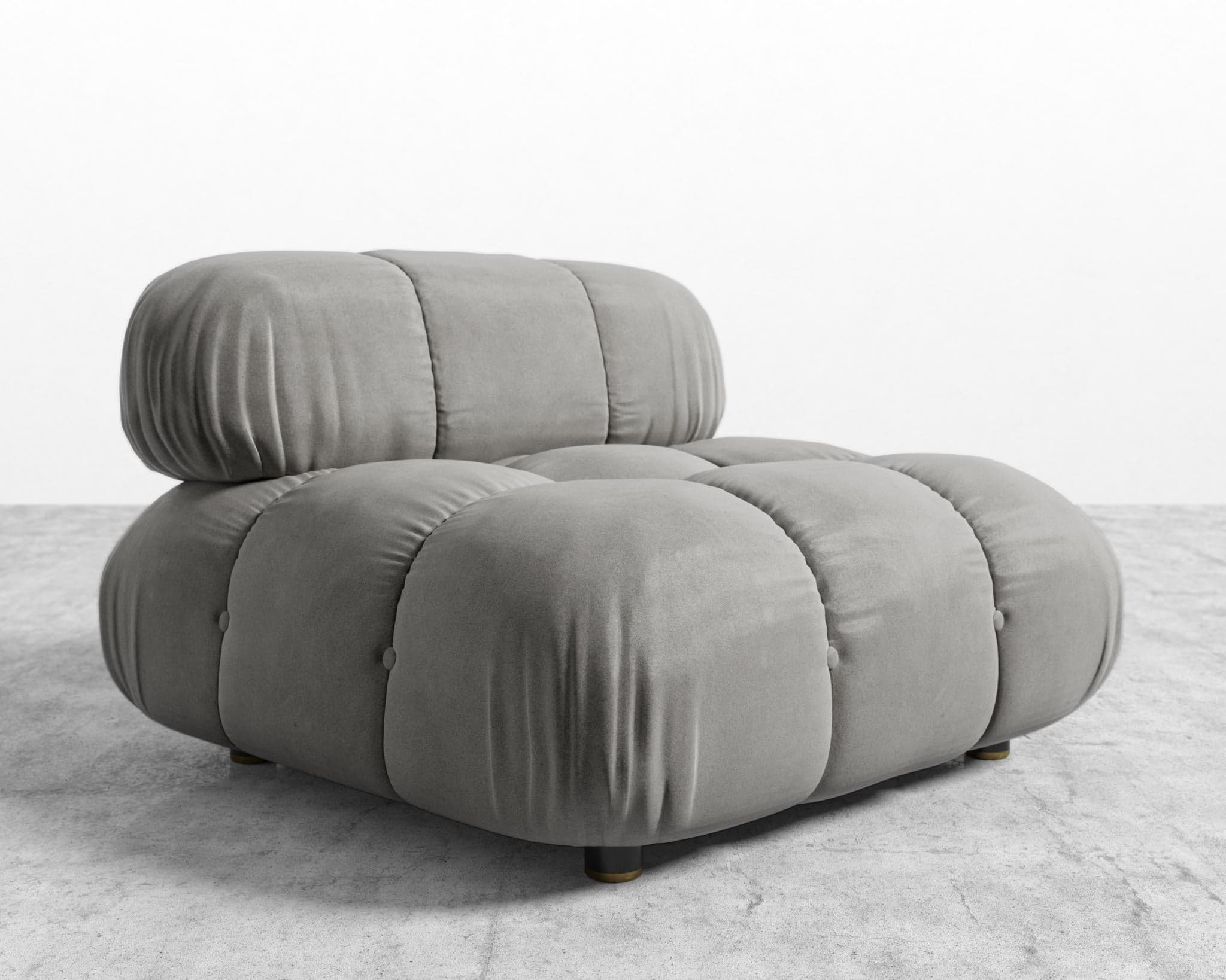 Belia Armless view 72