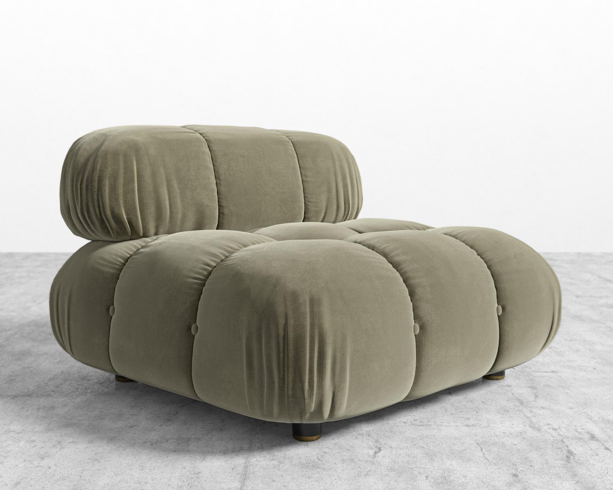 Belia Armless view 96