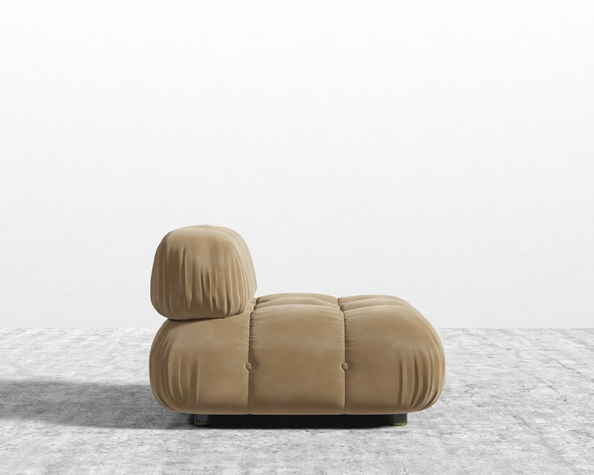 Belia Armless view 99