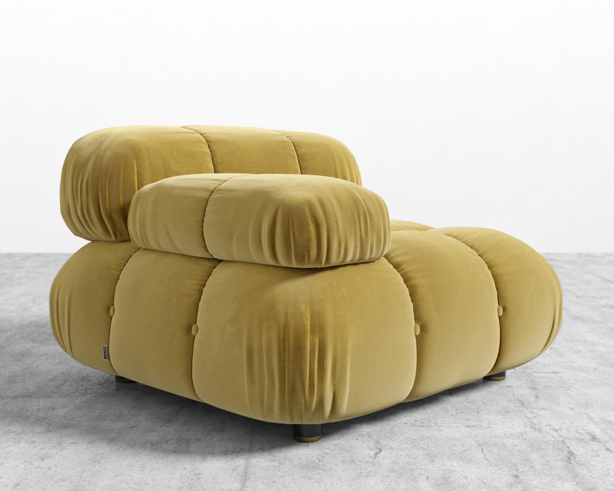 Belia Left Arm view 44