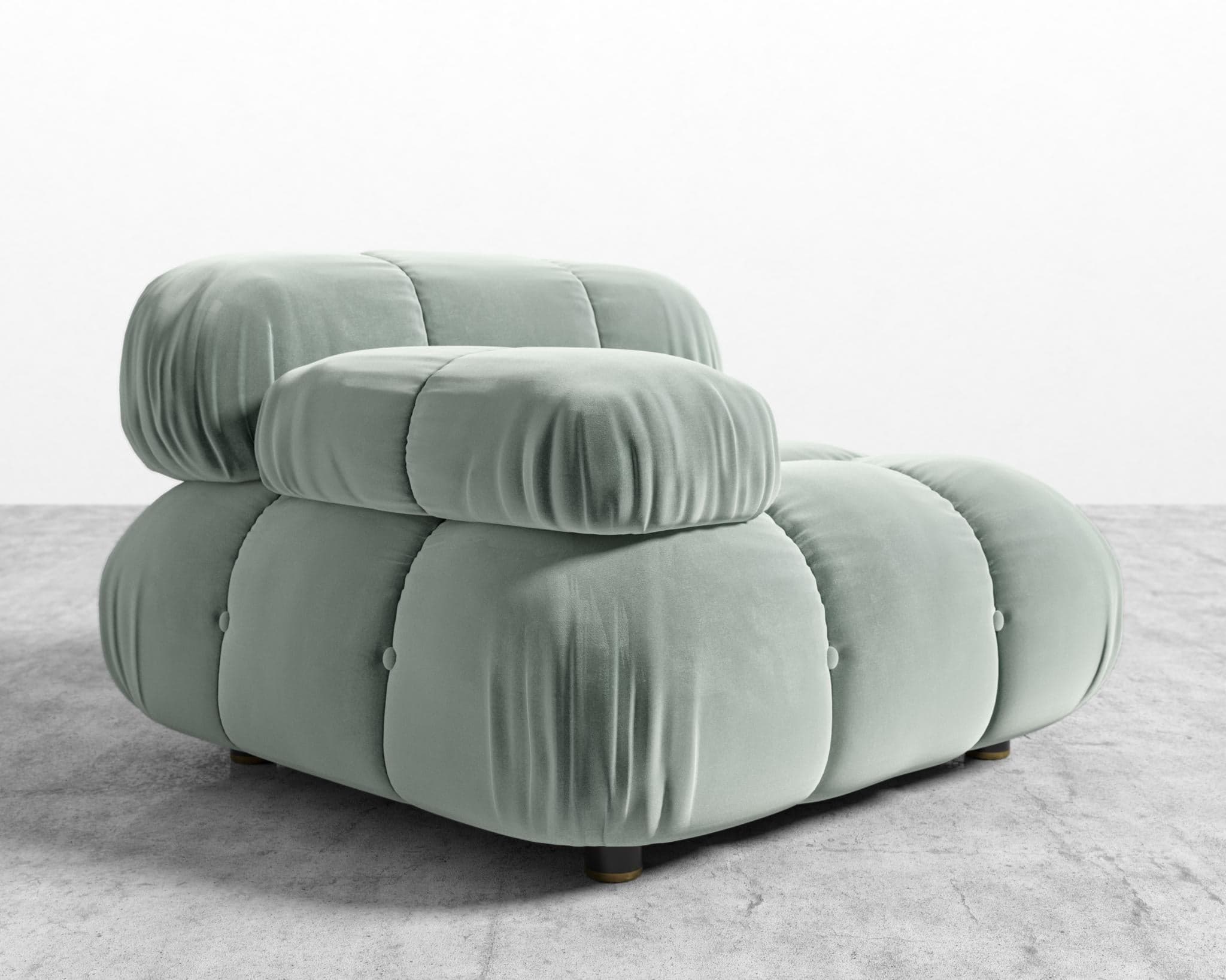 Belia Left Arm view 52