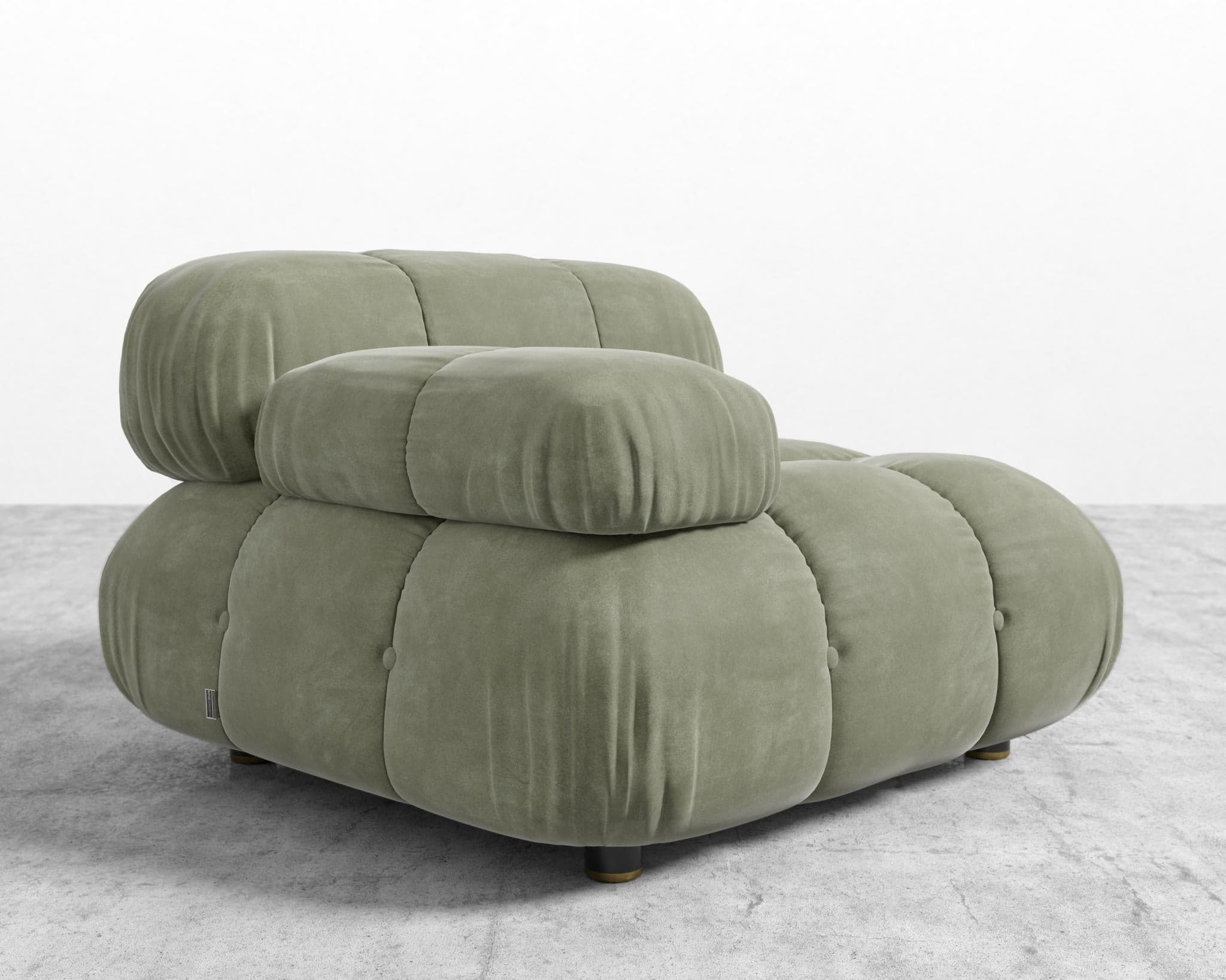 Belia Left Arm view 64