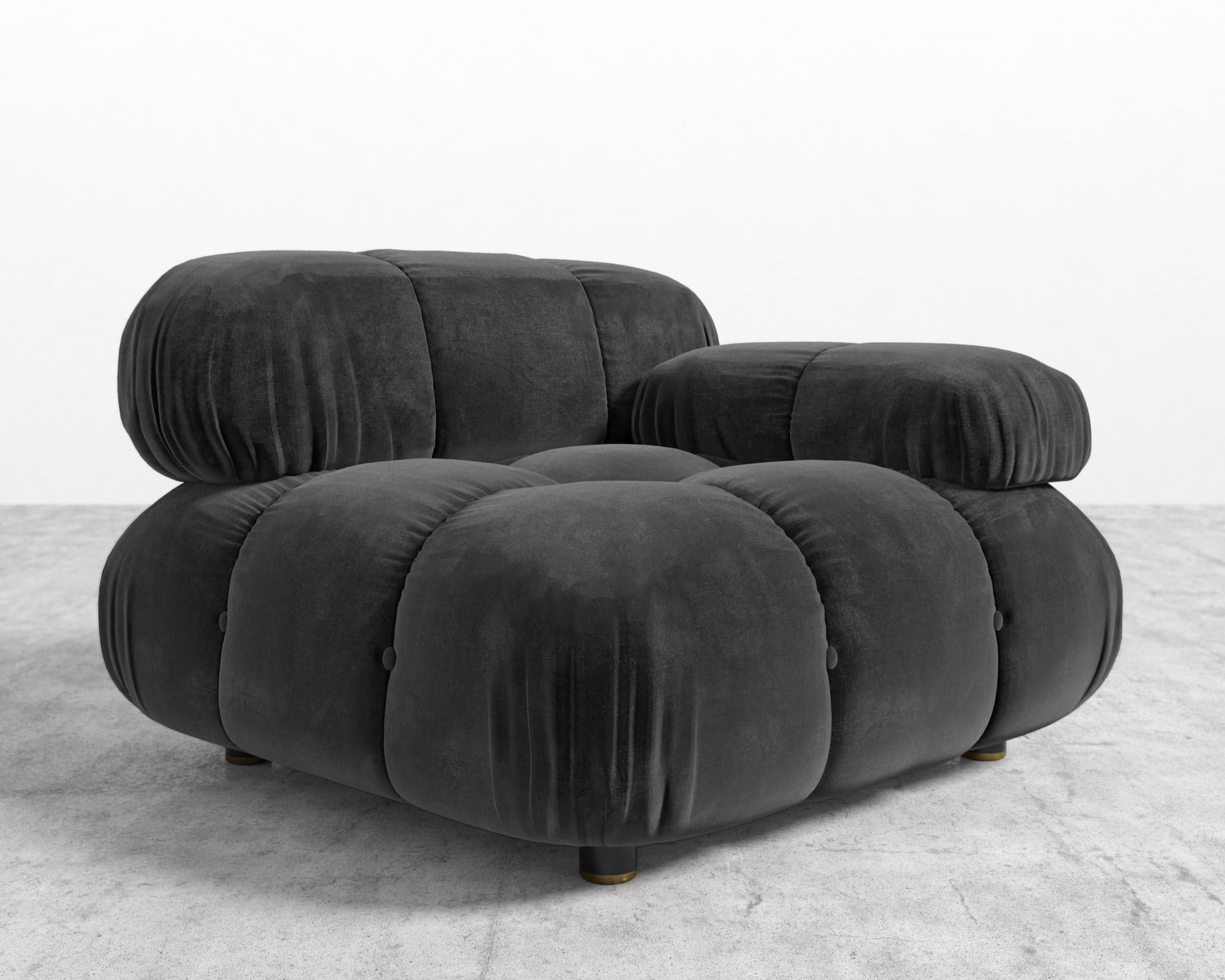 Belia Right Arm view 16