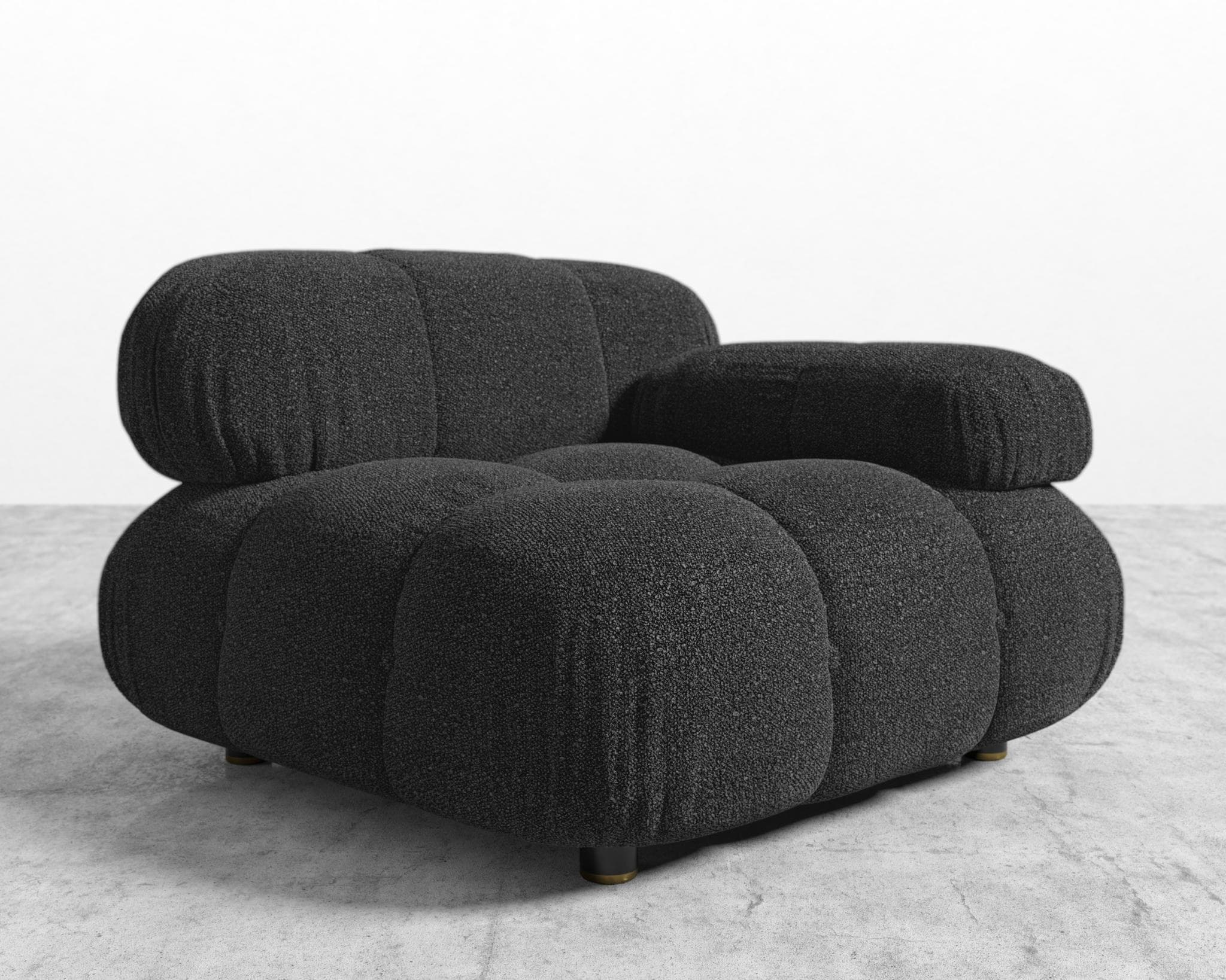 Belia Right Arm view 24