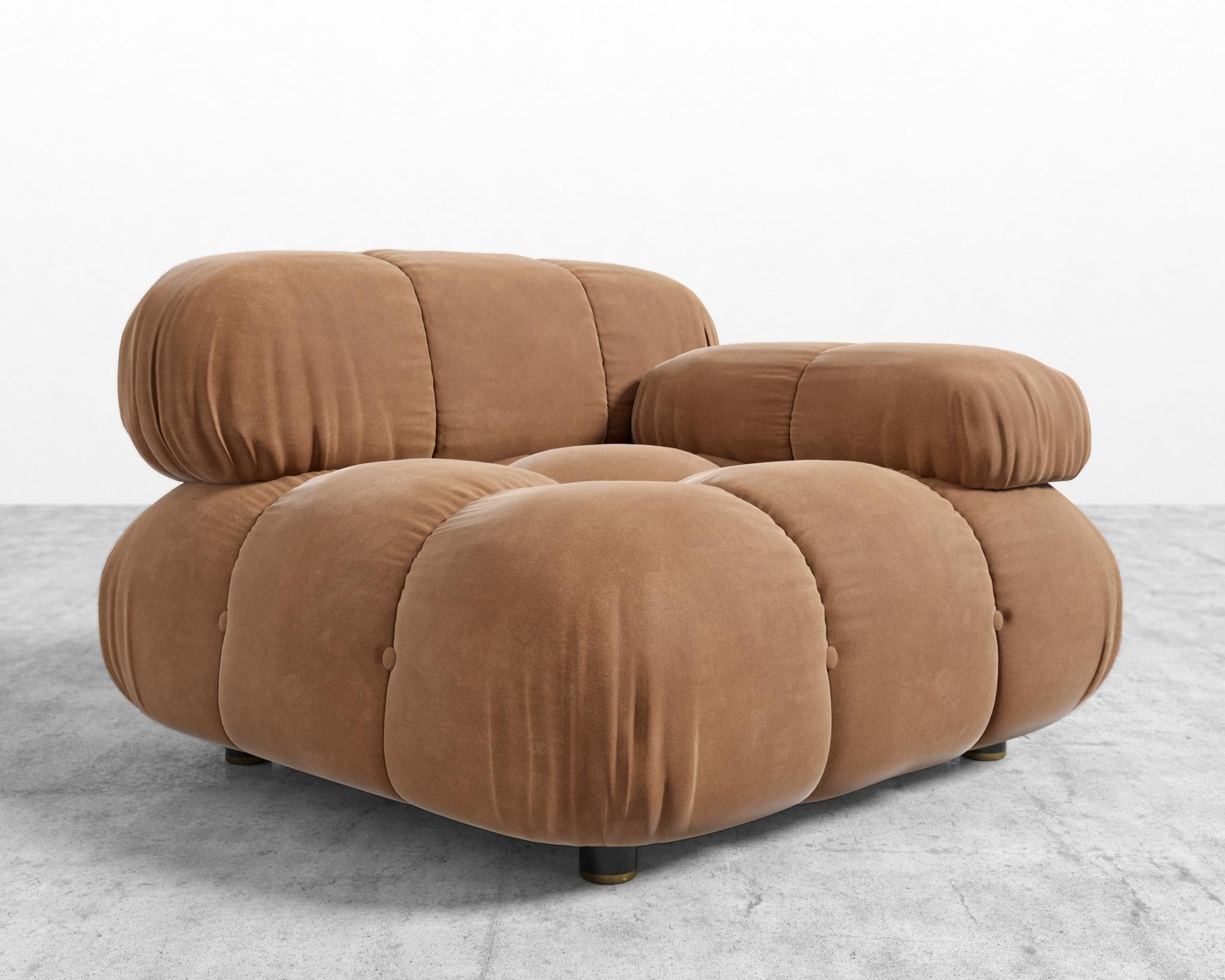 Belia Right Arm view 32