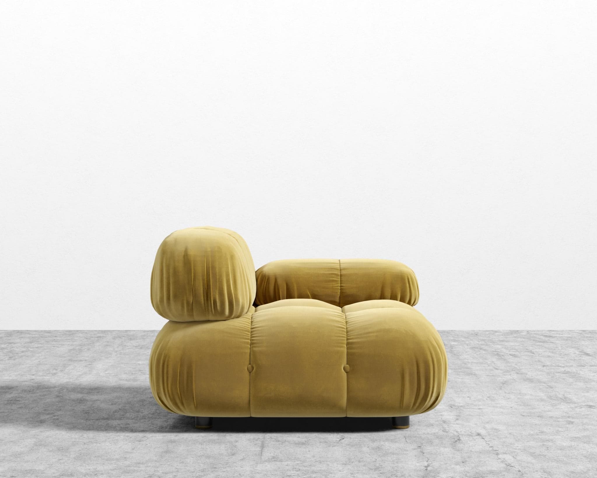 Belia Right Arm view 43