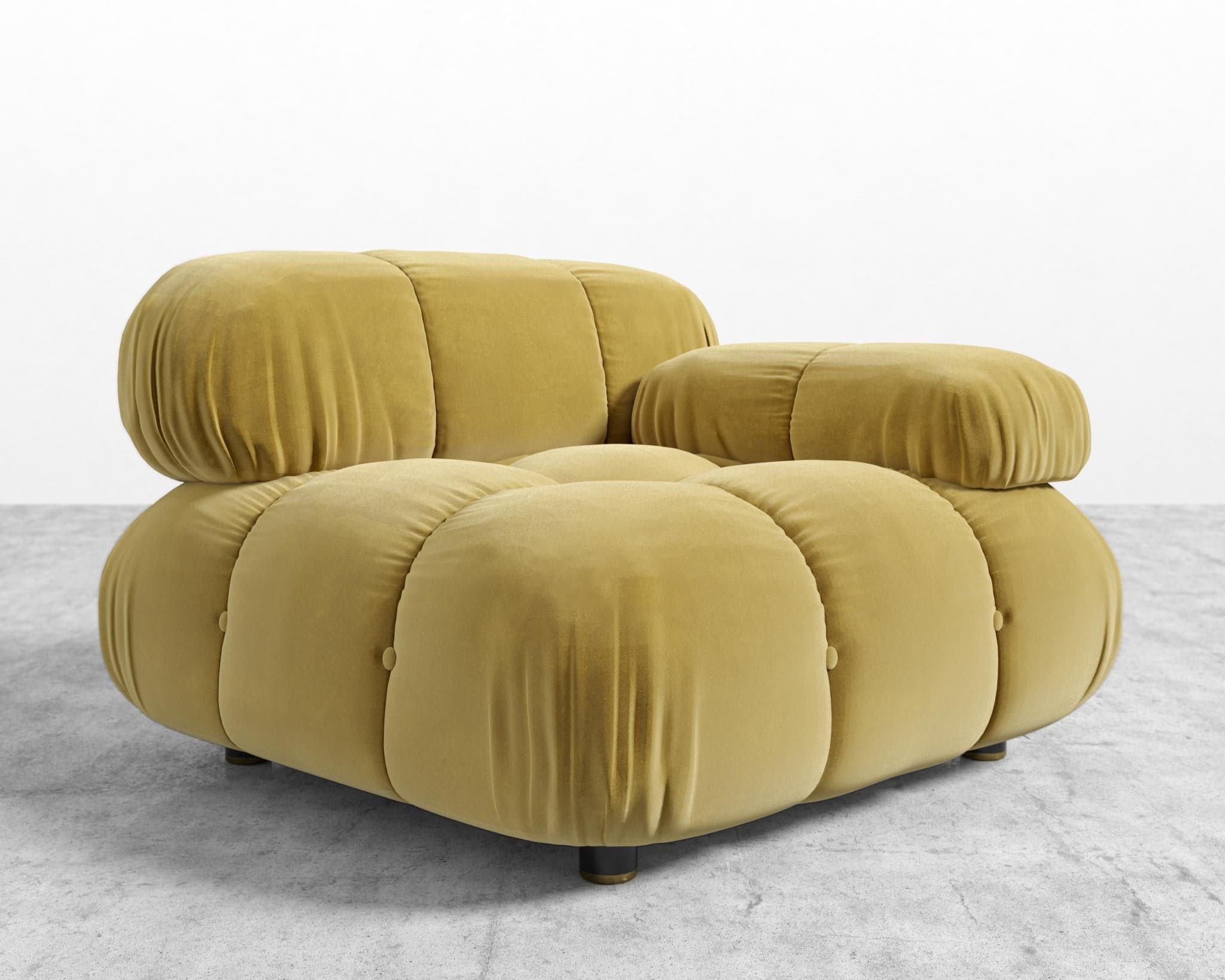 Belia Right Arm view 44