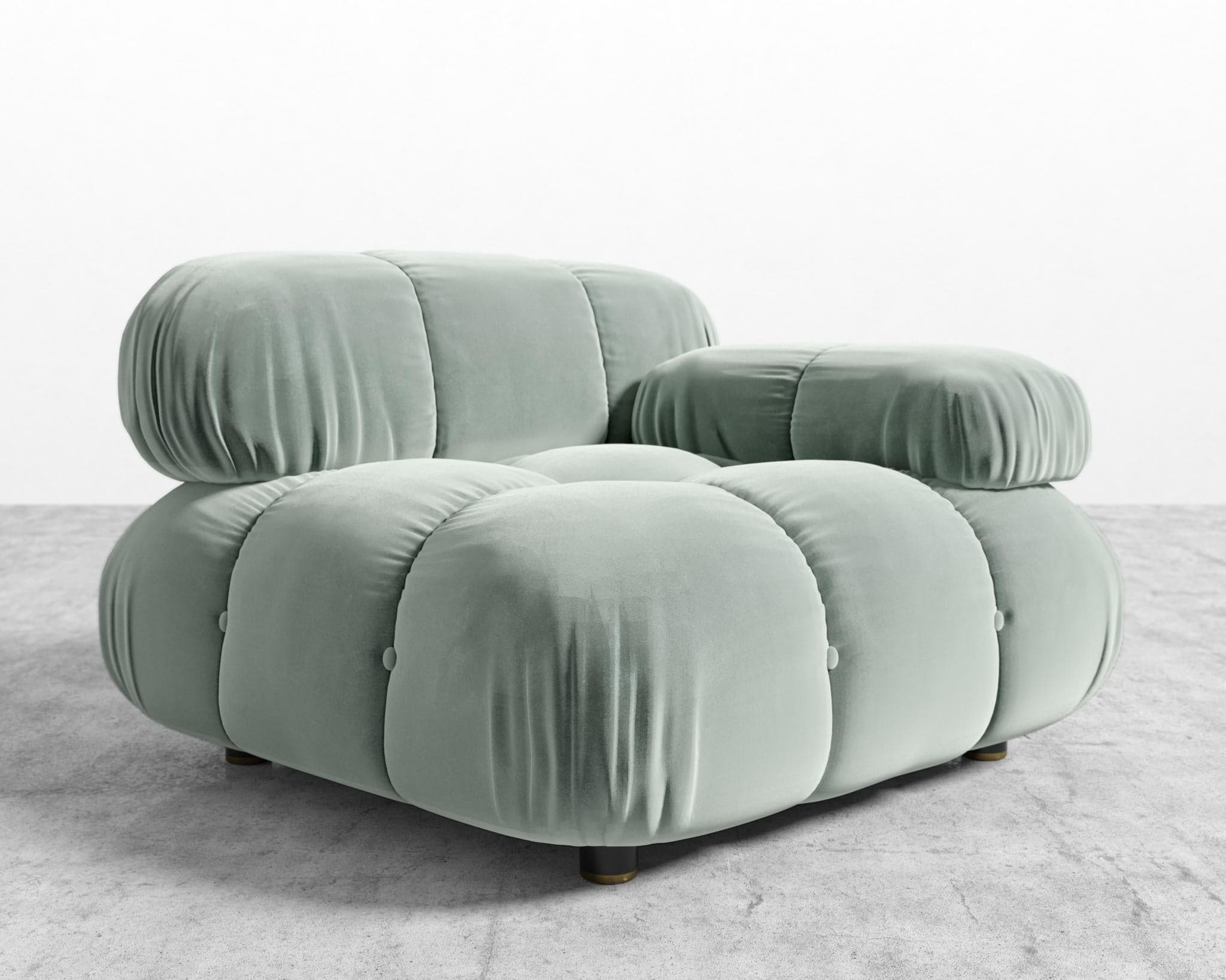 Belia Right Arm view 52