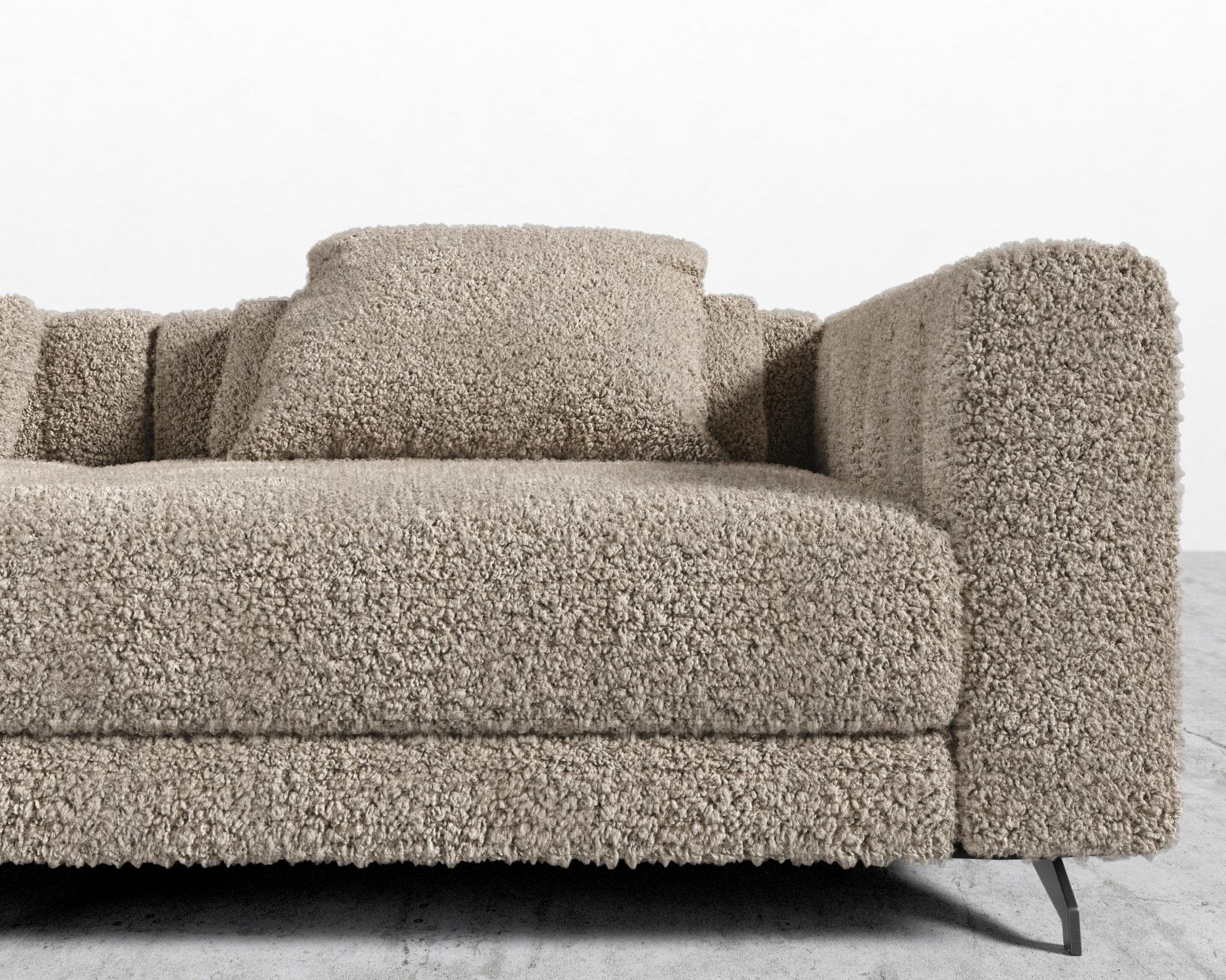 Berlin Sofa view 140