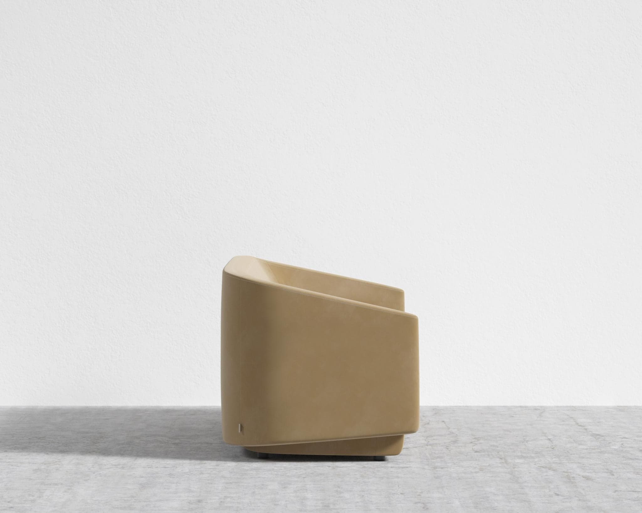 Hadrian Sofa view 15