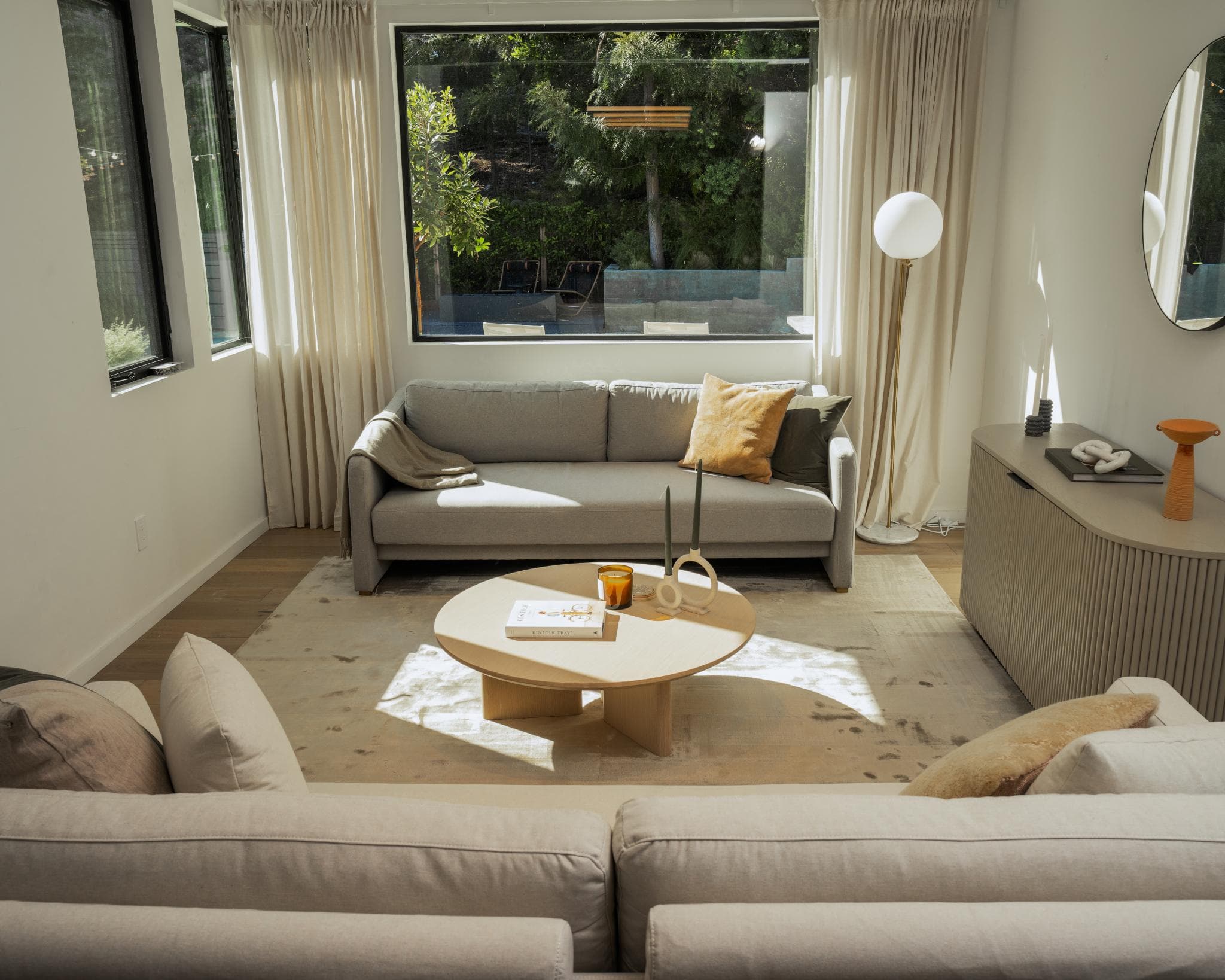 Iris Floor Lamp view 15