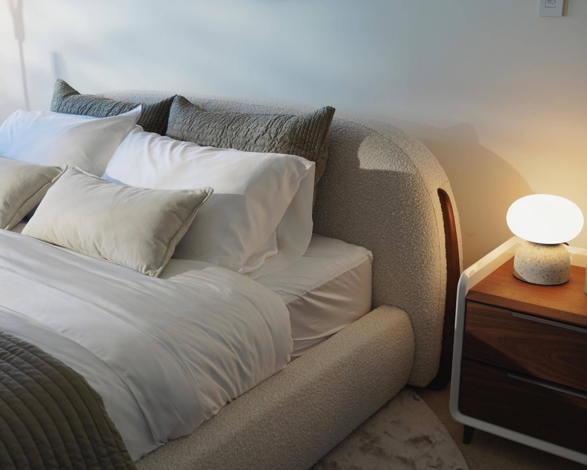 Nino Table Lamp view 6