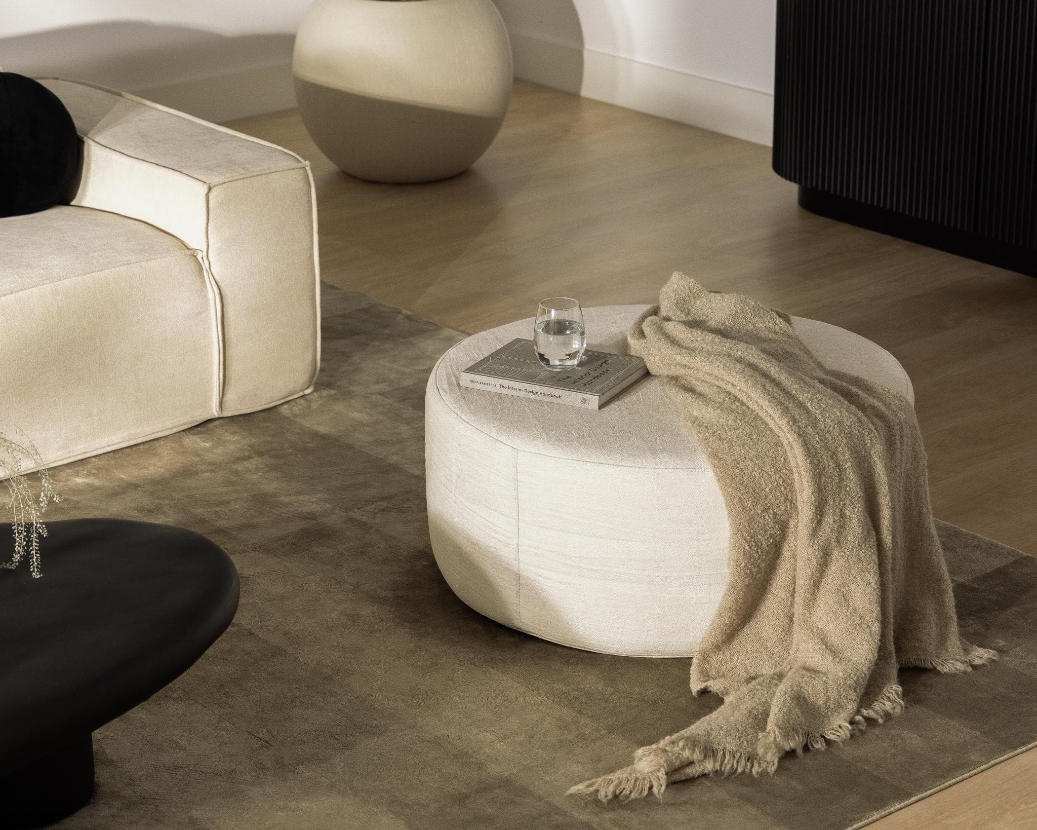 Nova Pouf - Large view 16