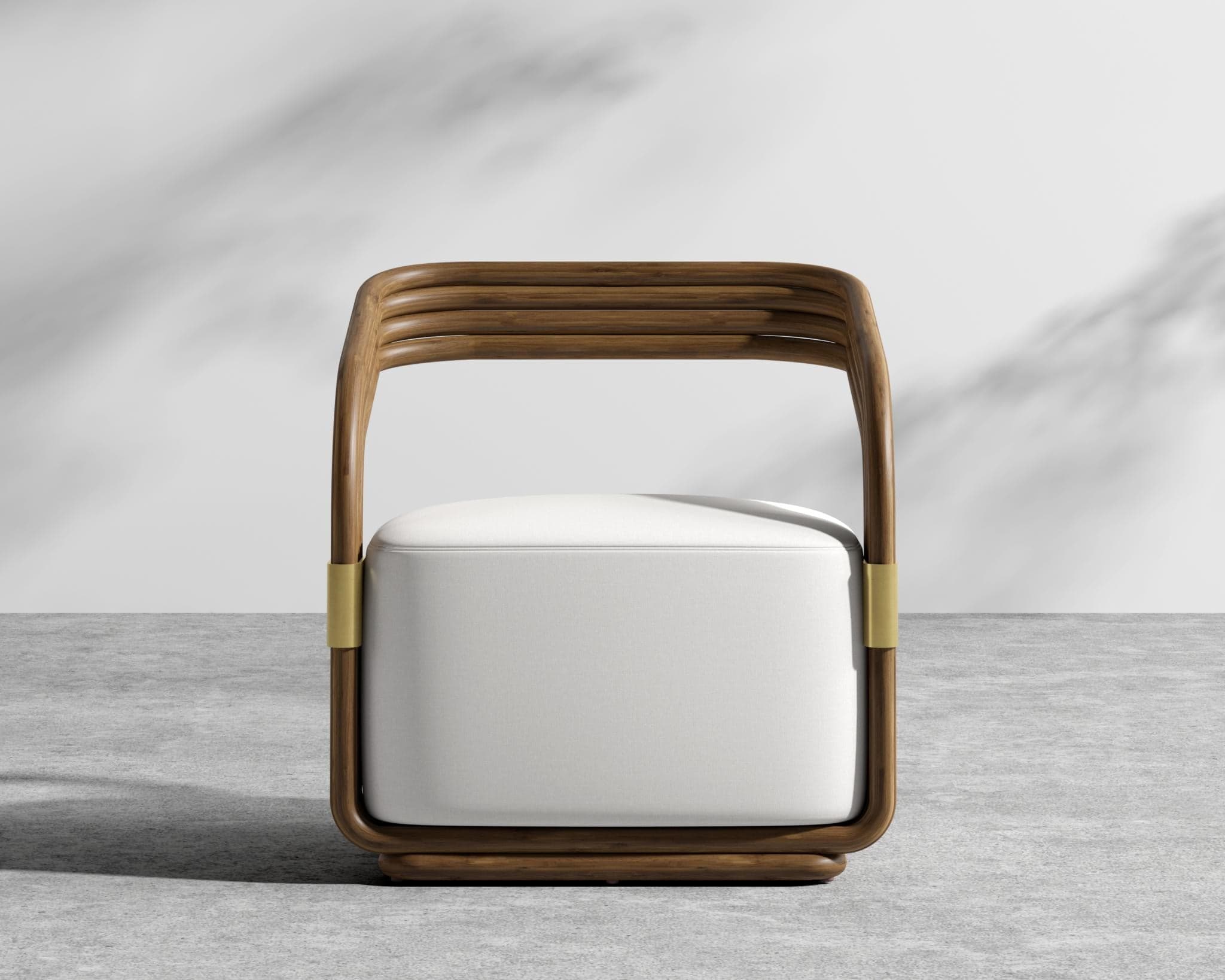 Curva Outdoor Lounge Chair