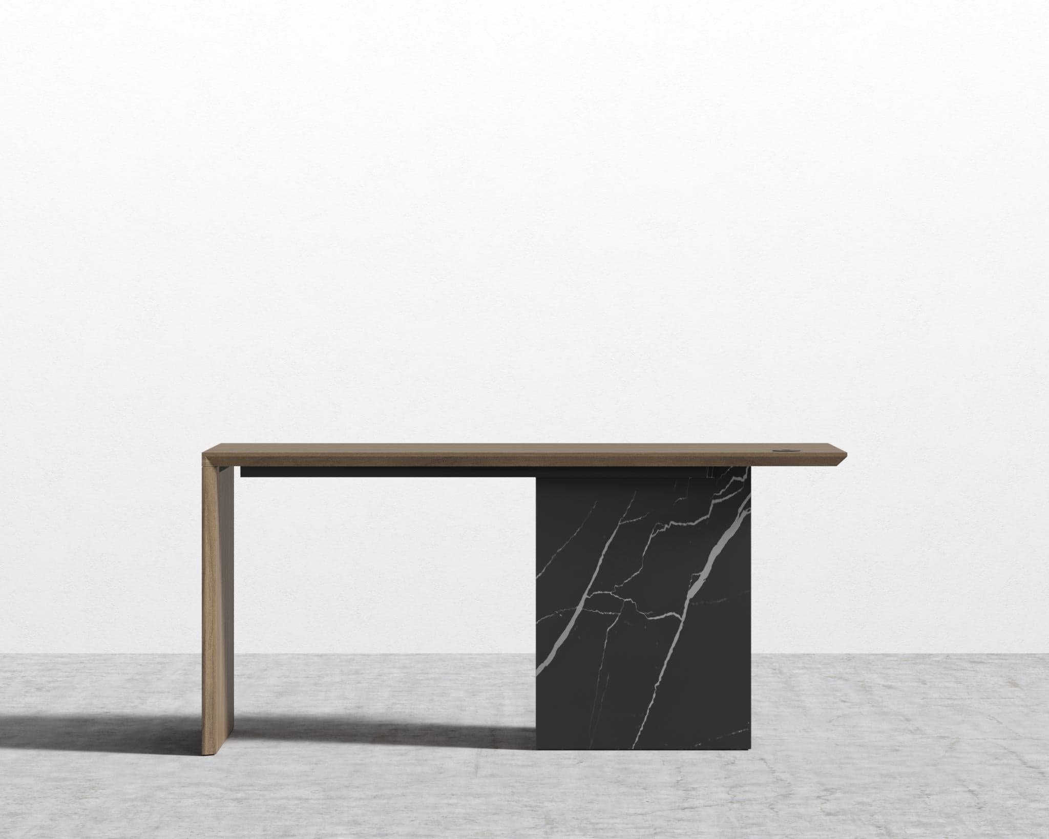 Gia Desk